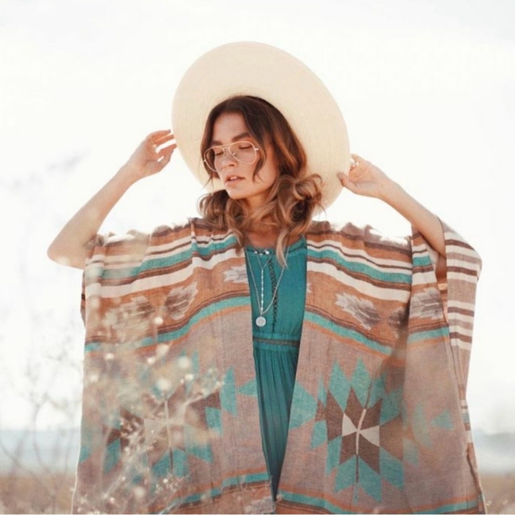 Spell Revolver Peyote Shrug Short Robe